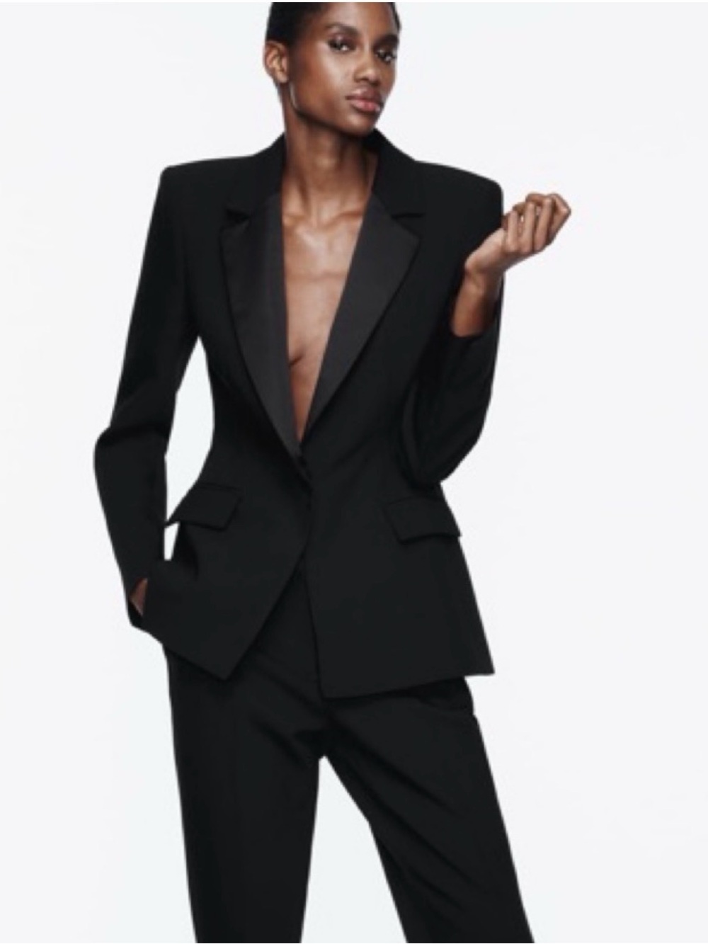 NWT Zara Black Tailored Tuxedo Blazer – Size S